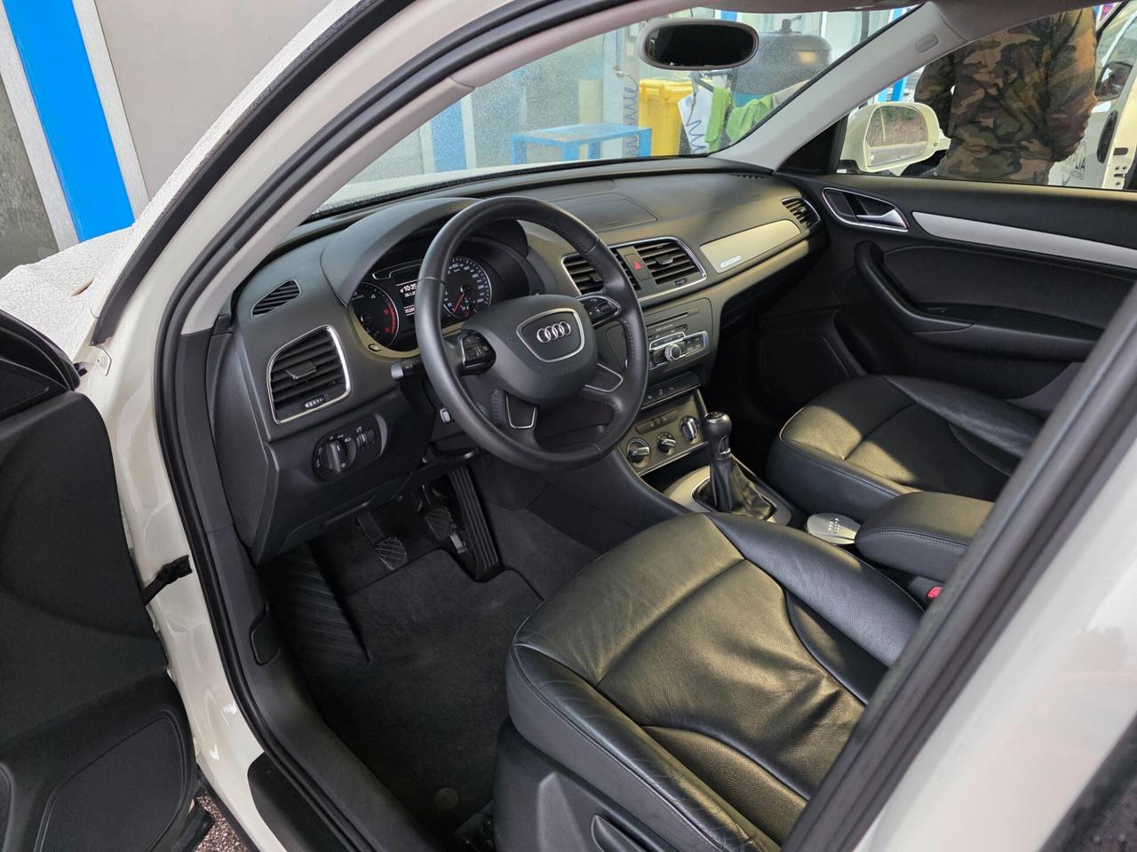 Audi Q3 2.0 TDI 4x4 perfetta e garantito 12 mesi