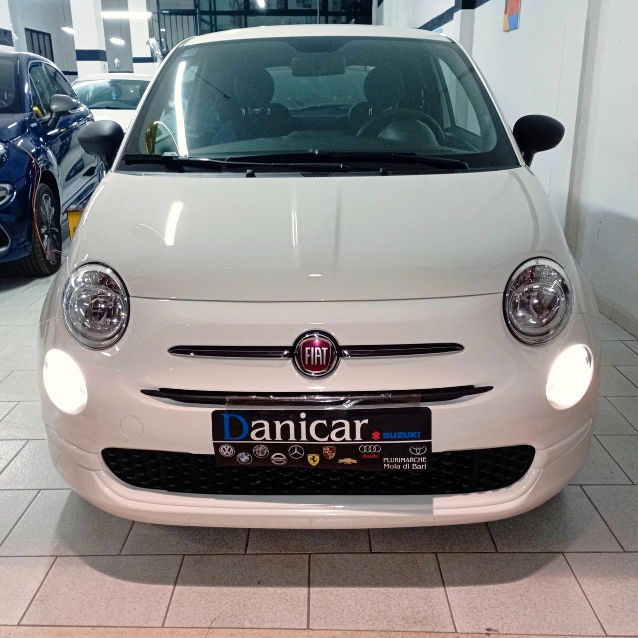 Fiat 500 1.0 Hybrid Red