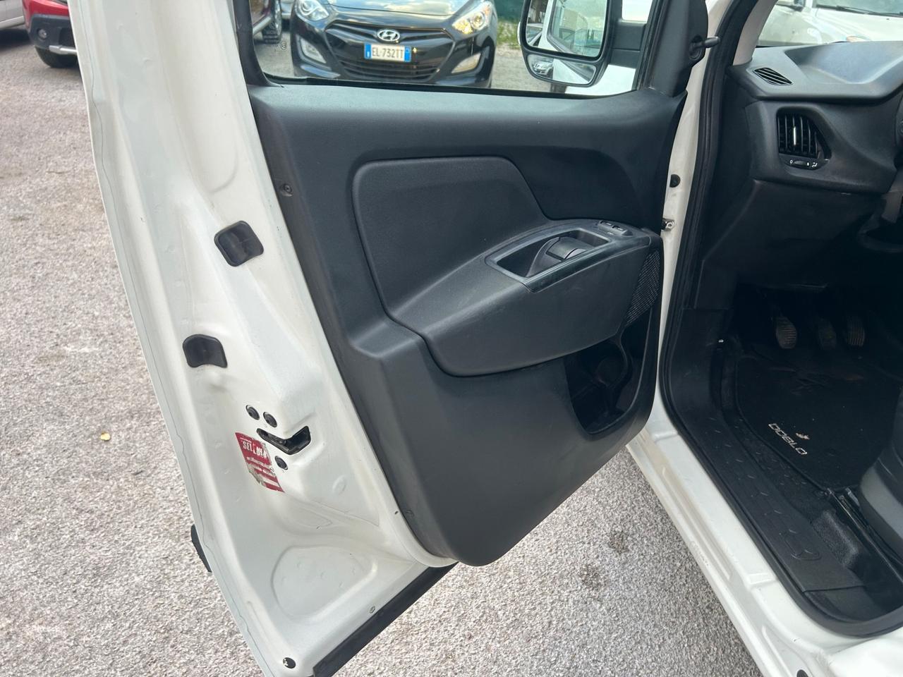 Fiat Doblò 1.6 MJT 1Maxi XL 3 Posti Autocarro