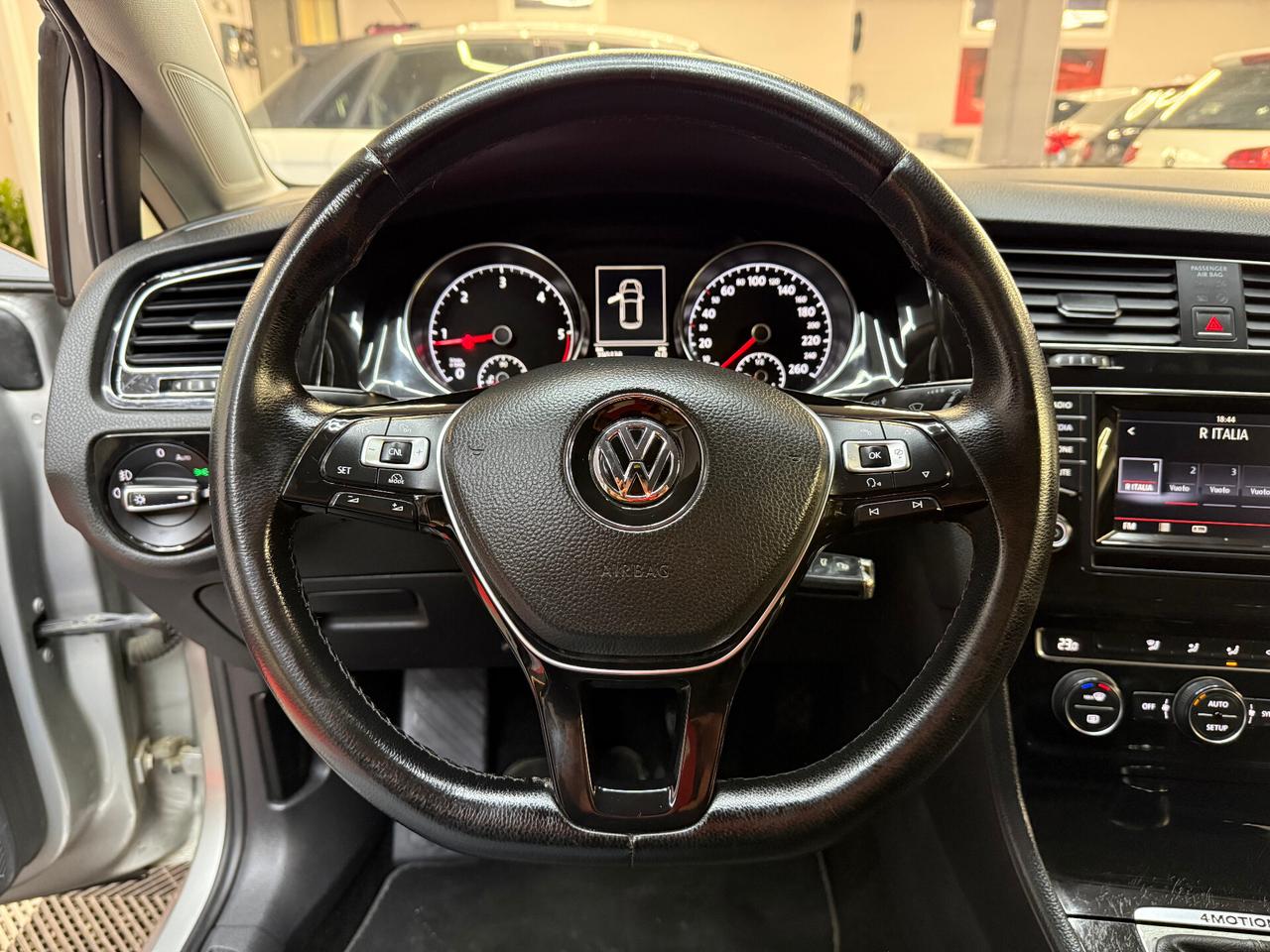 Volkswagen Golf 2.0 TDI 4MOTION Highline - FABIANOAUTO