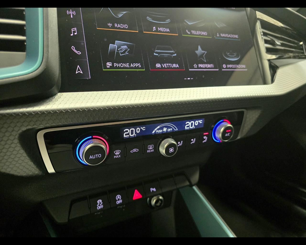 AUDI A1 ALLSTREET 30 TFSI S-TRONIC IDENTITY CONTRAST