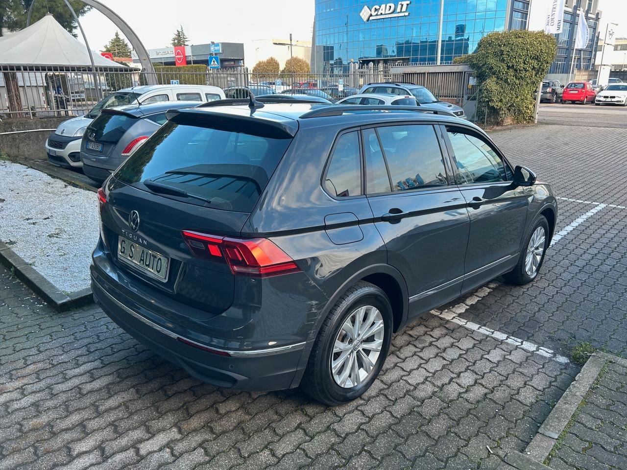 Volkswagen Tiguan 2.0 tdi Life 150cv dsg GRANDINATA