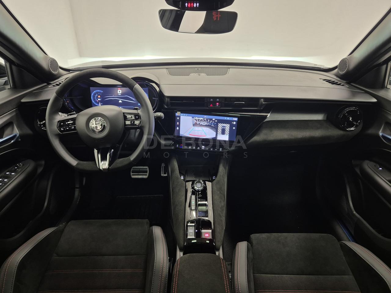 Alfa Romeo Junior 1.2 ibrida speciale 145cv edct6