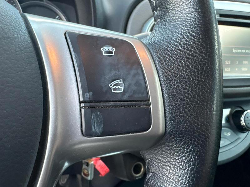 Toyota Yaris 5 Porte 1.0 BENZ 69 CV ADATTA A NEOPATENTATI