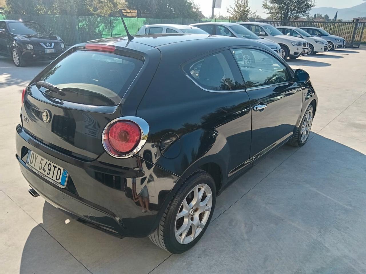 Alfa Romeo MiTo 1.6 JTDm 16V Distinctive Sport Pack