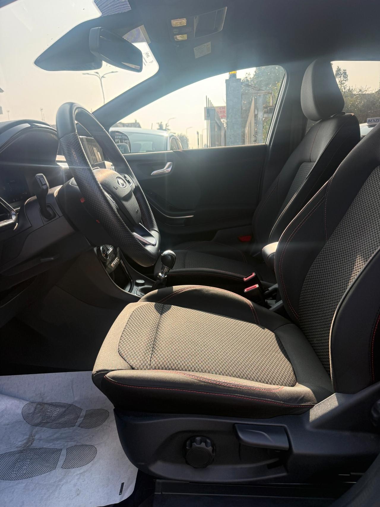 Ford Puma 1.0 EcoBoost Hybrid 125 CV S&S ST-Line NESSUN VINCOLO