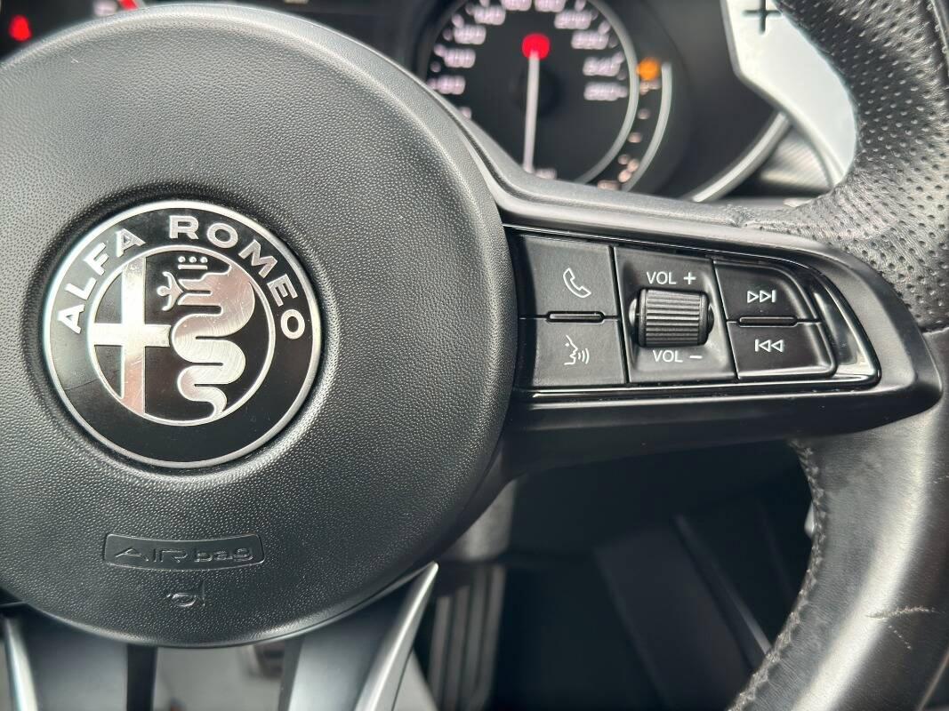 Alfa Romeo Stelvio 2.2 t Veloce Ti Q4 210cv AUTO con Telecamera