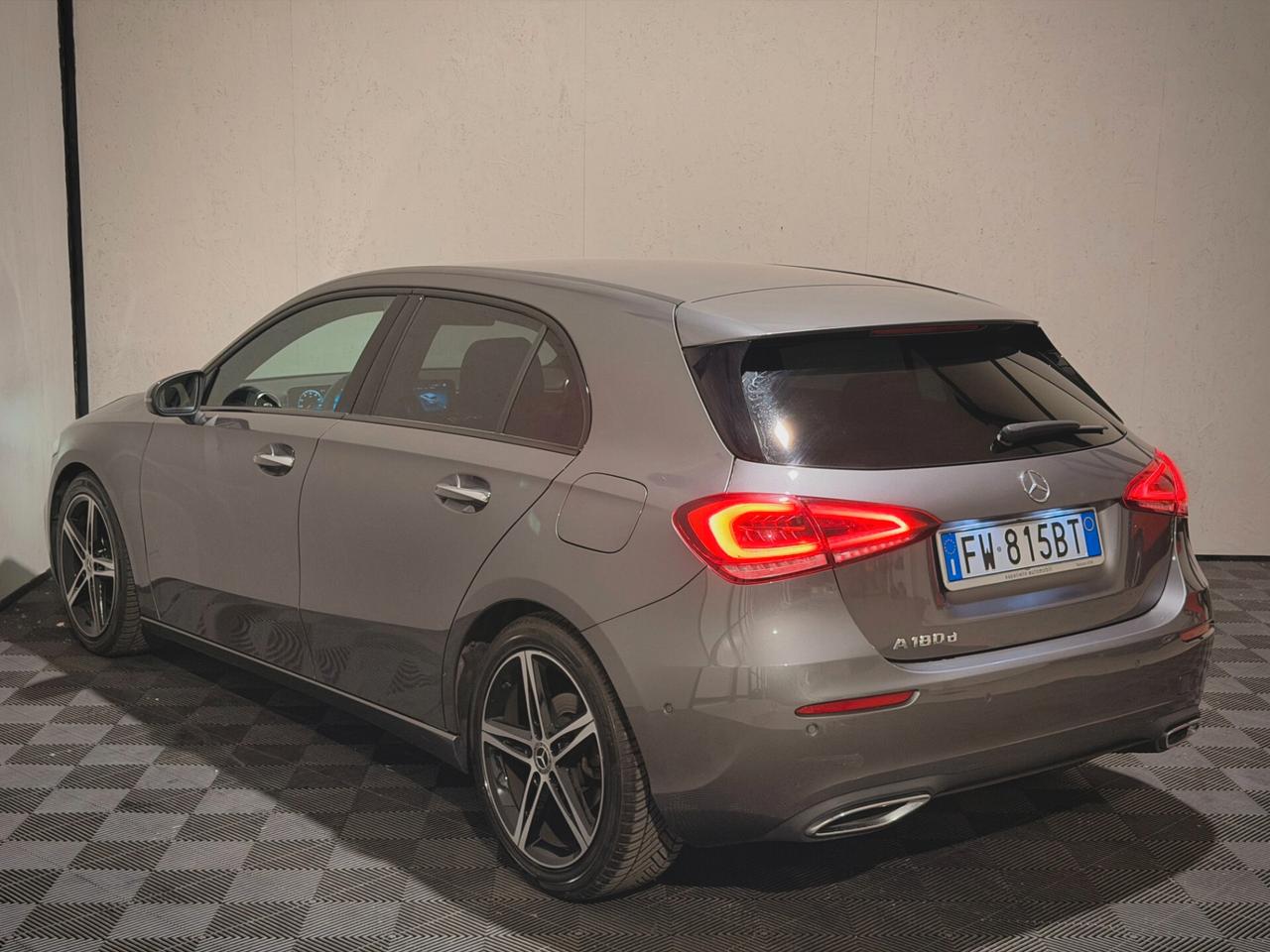 Mercedes-benz A 180 d Sport - NEOPATENTATI