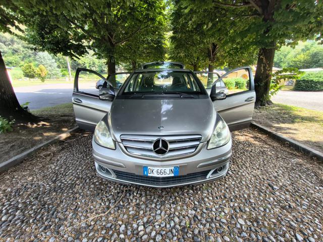 MERCEDES-BENZ B 180 CDI