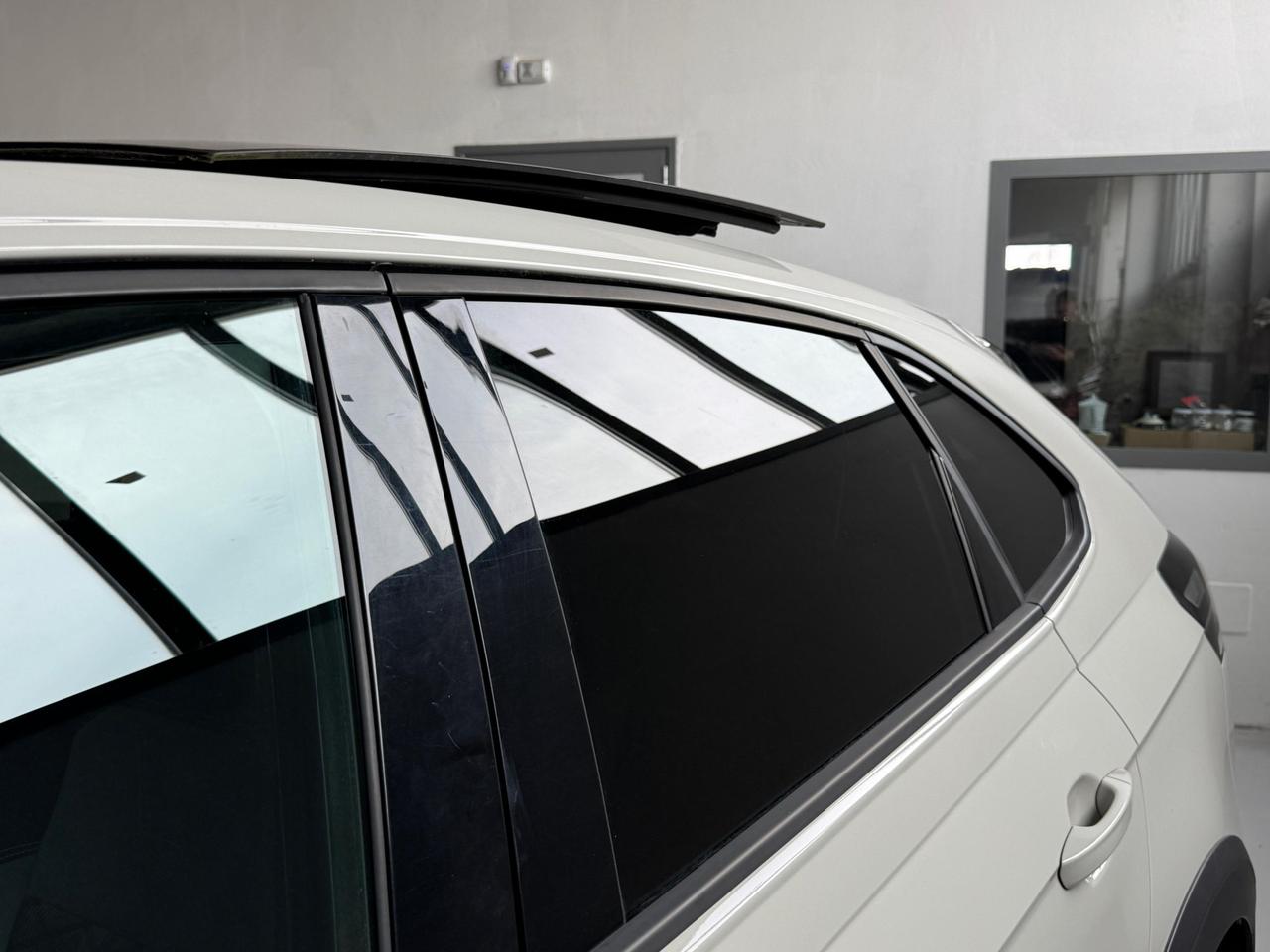 Volkswagen Taigo 1.0 tsi R-Line 110cv dsg TETTO APRIBILE