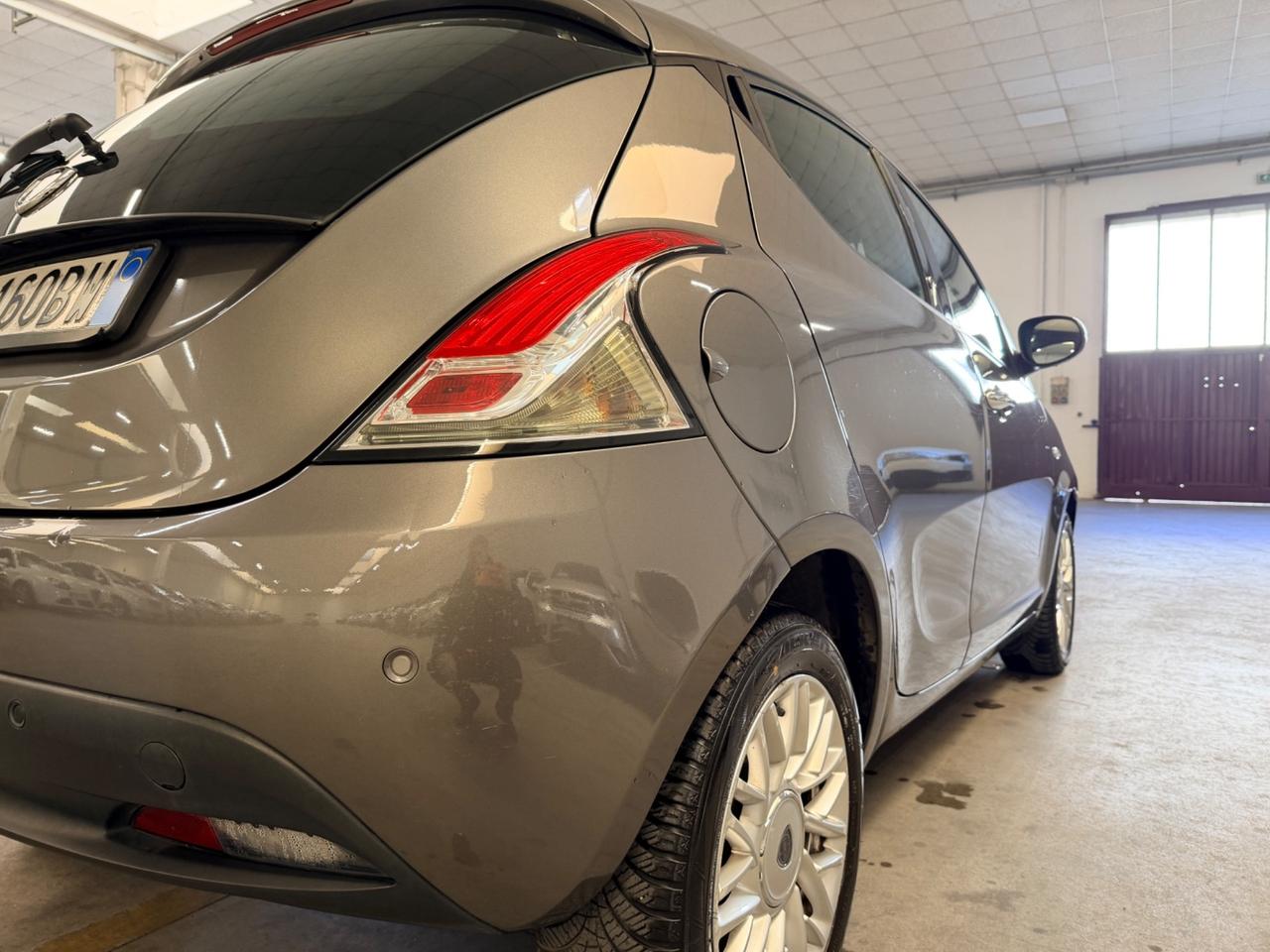 Lancia Ypsilon 1.3 MJT 16V 95 CV 5 porte S&S Elefantino