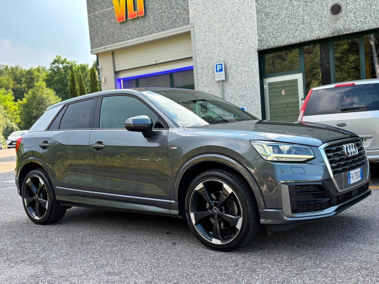 Audi Q2 40 TFSI quattro S tronic line Edition”PELLE”COCKPIT”