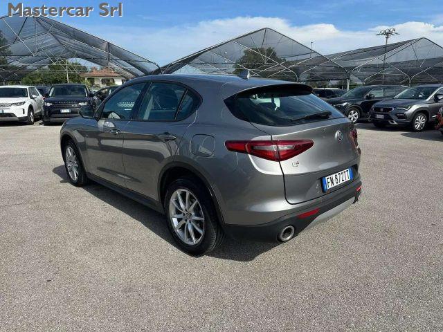ALFA ROMEO Stelvio 2.2 t Business Q4 180cv AT8 auto - FN872TT