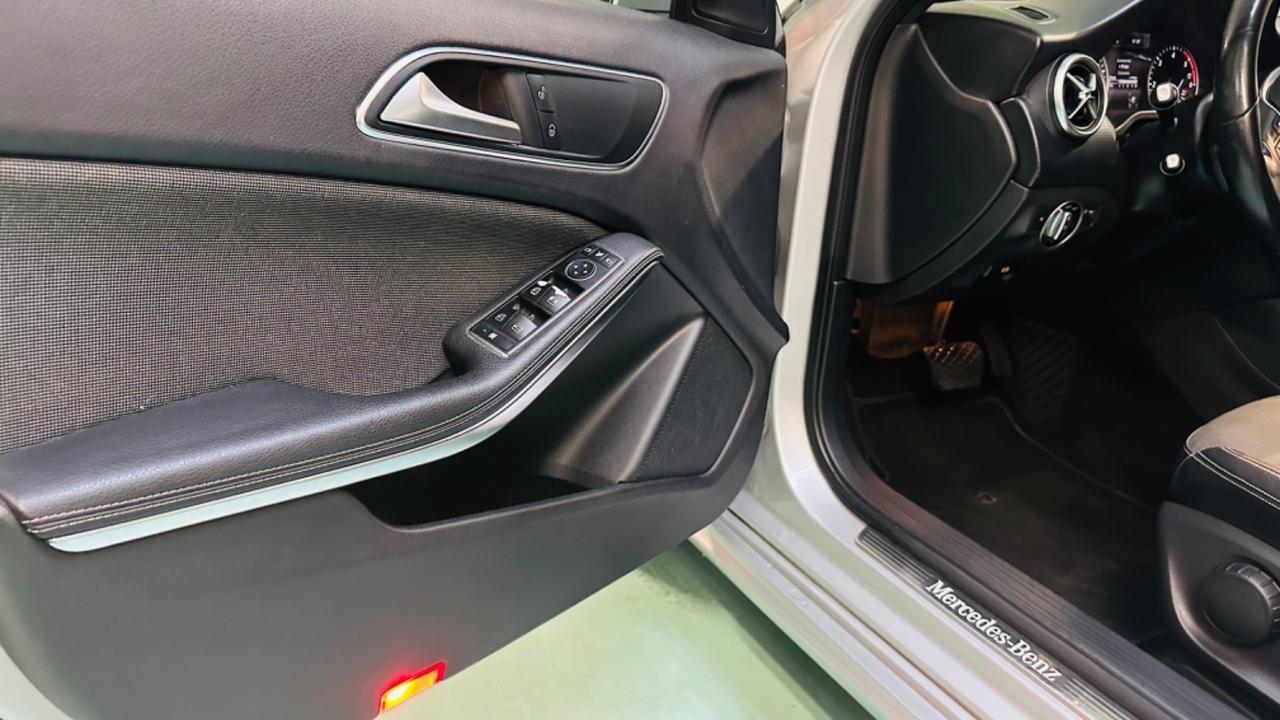 Mercedes-benz A 180 d Automatic. EURO 6b