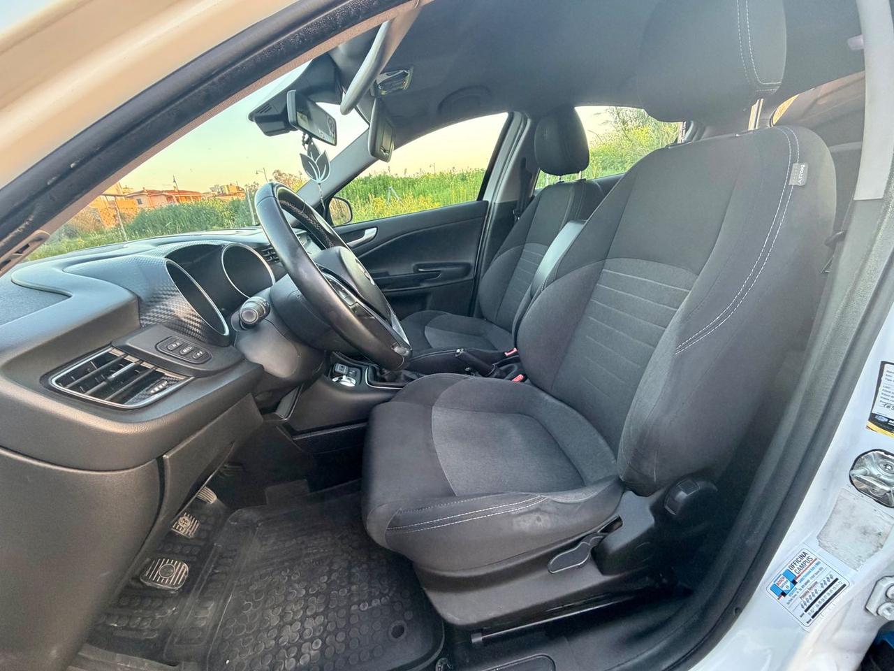 Alfa Romeo Giulietta Sportiva 1.6 JTDM 16V #10026