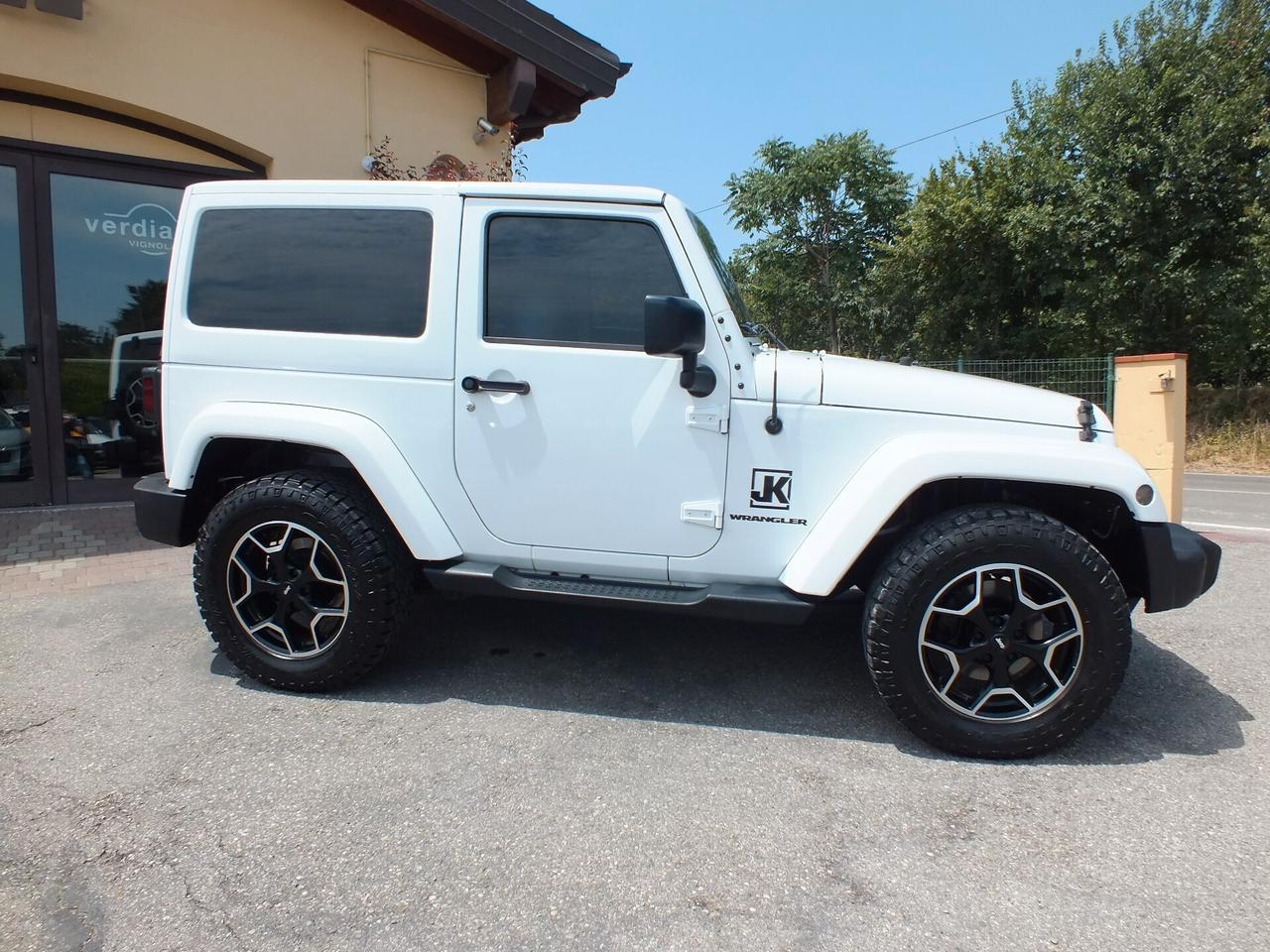 JEEP WRANGLER 2.8 CRD DPF SAHARA AUTOM.