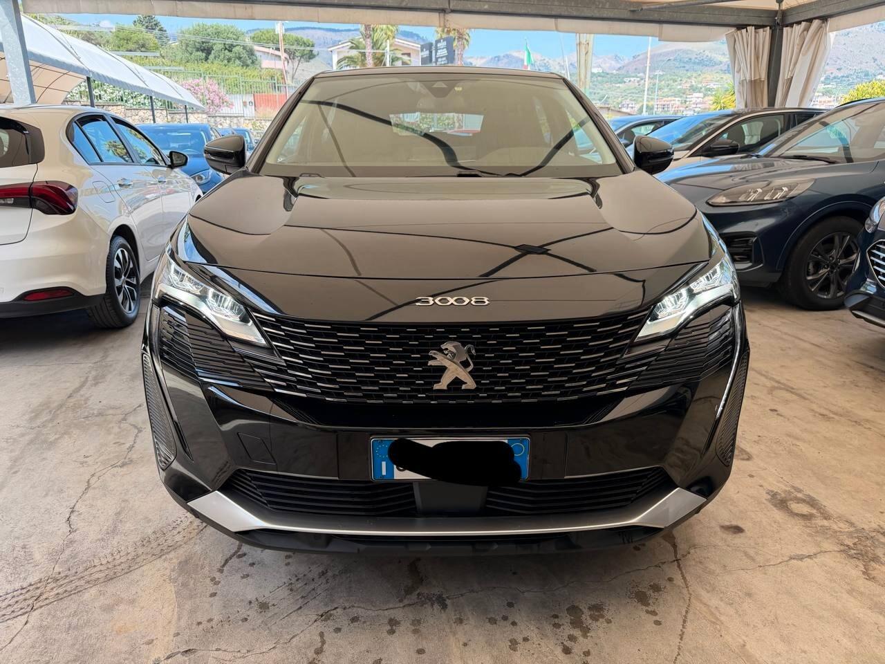 PEUGEOT 3008 2022 130CV ALLURE PACK GARANZIA 24 MESI