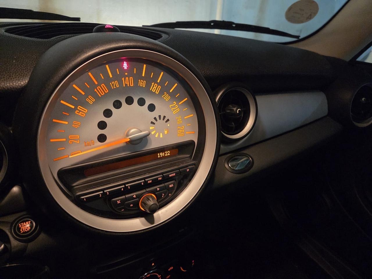 MINI 1.6 16V ONE COUPE' ADATTA A NEO PATENTATI