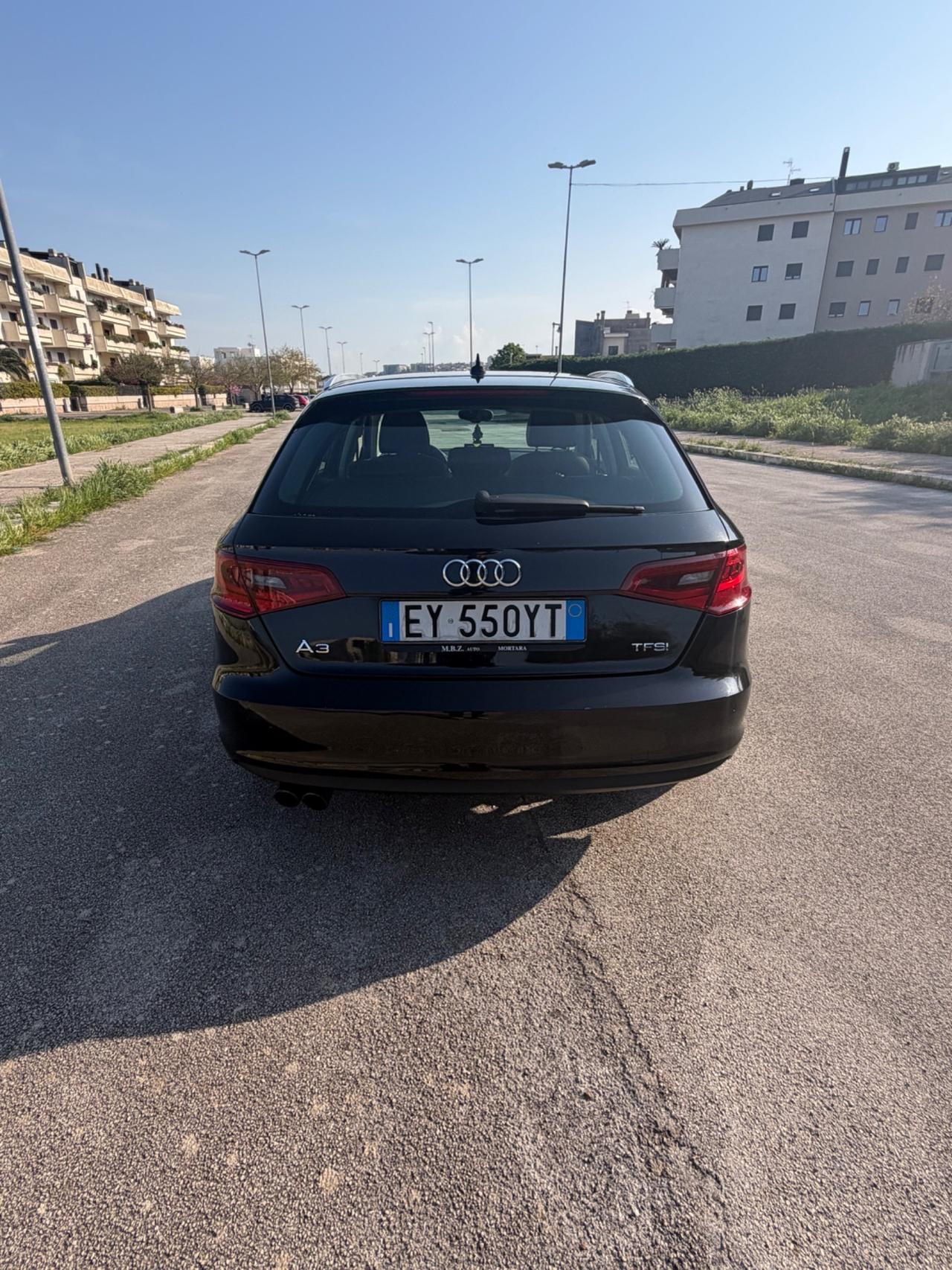Audi A3 Sedan 1.4 TFSI 125 CV Attraction