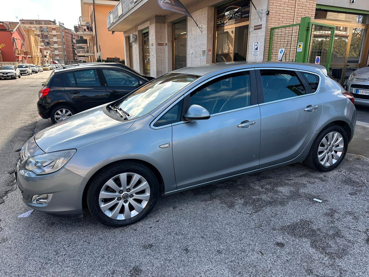 Opel Astra 1.7 CDTI 110CV EcoFLEX S&S 5 porte Cosmo