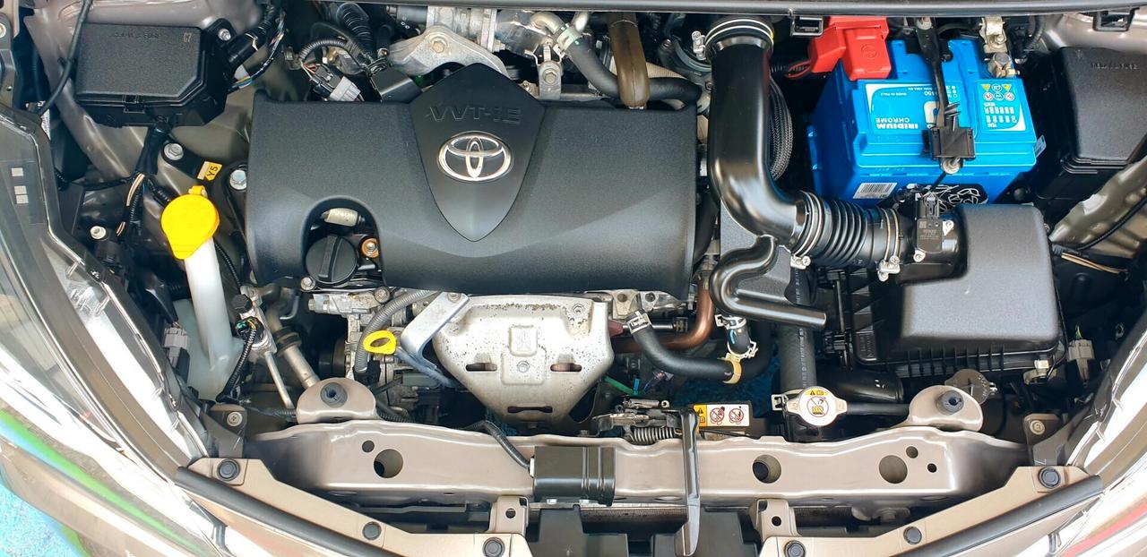 TOYOTA YARIS 1.5 BENZINA ANNO 2018 KM 73MILA