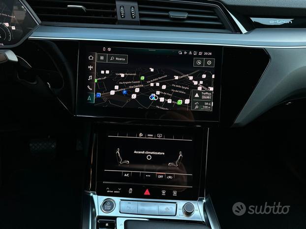 Audi e-tron SPB 50 quattro Business MATRIX PELLE U