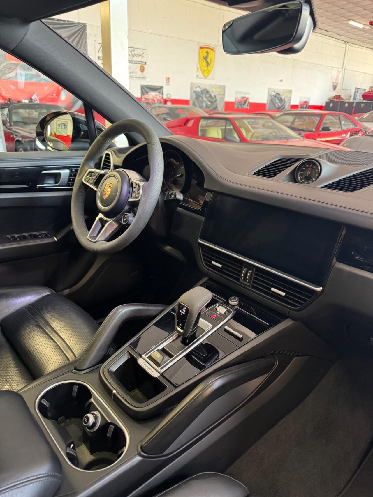 Porsche Cayenne Coupe 3.0 V6 PERMUTE