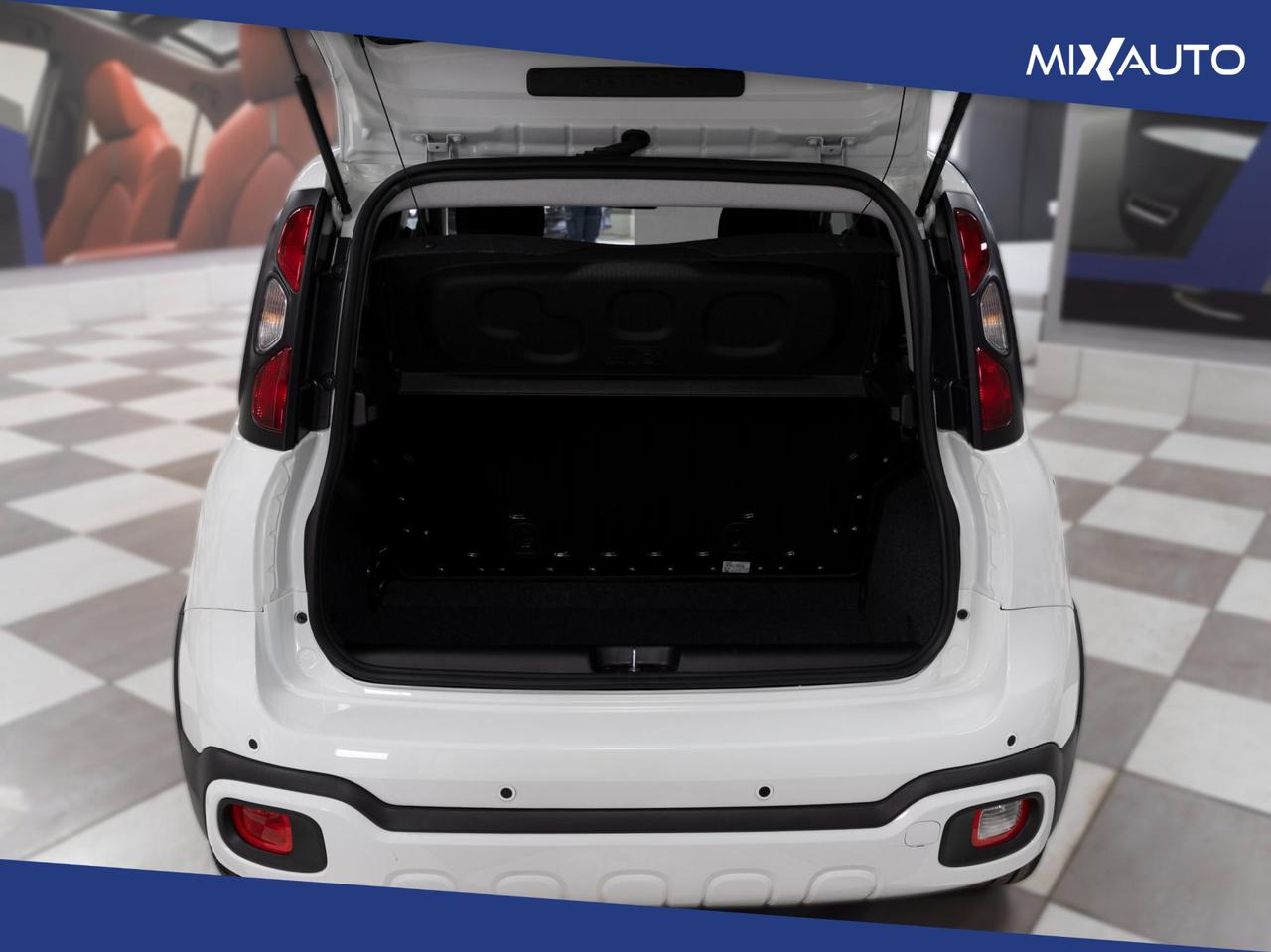 Fiat Panda Pandina Cross 1.0 Firefly Hybrid S&S 70CV