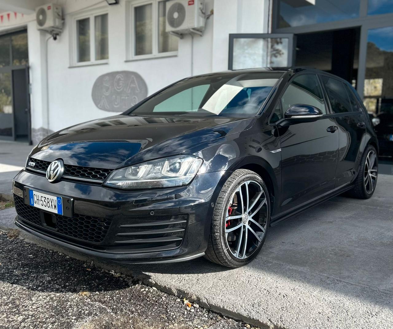 Volkswagen Golf GTD 2.0 TDI DSG 5P BlueMotion Technology