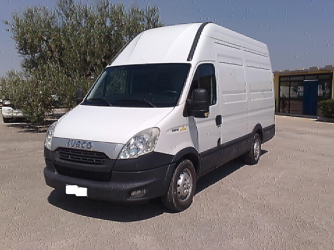 Iveco Daily 35s15 FURGONE DI SERIE - 2014