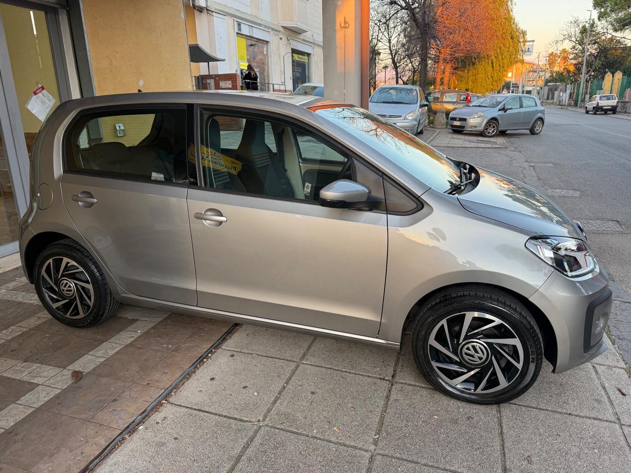 Volkswagen up! 2019 - 1.0 5p. eco take BlueMotion Technology