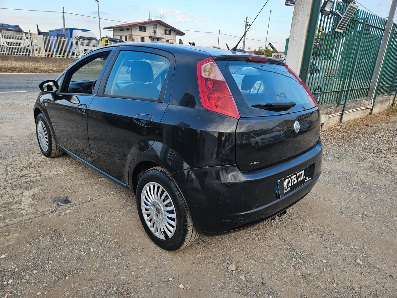 Fiat Grande Punto 1.4 GANCIO TRAINO/GPL
