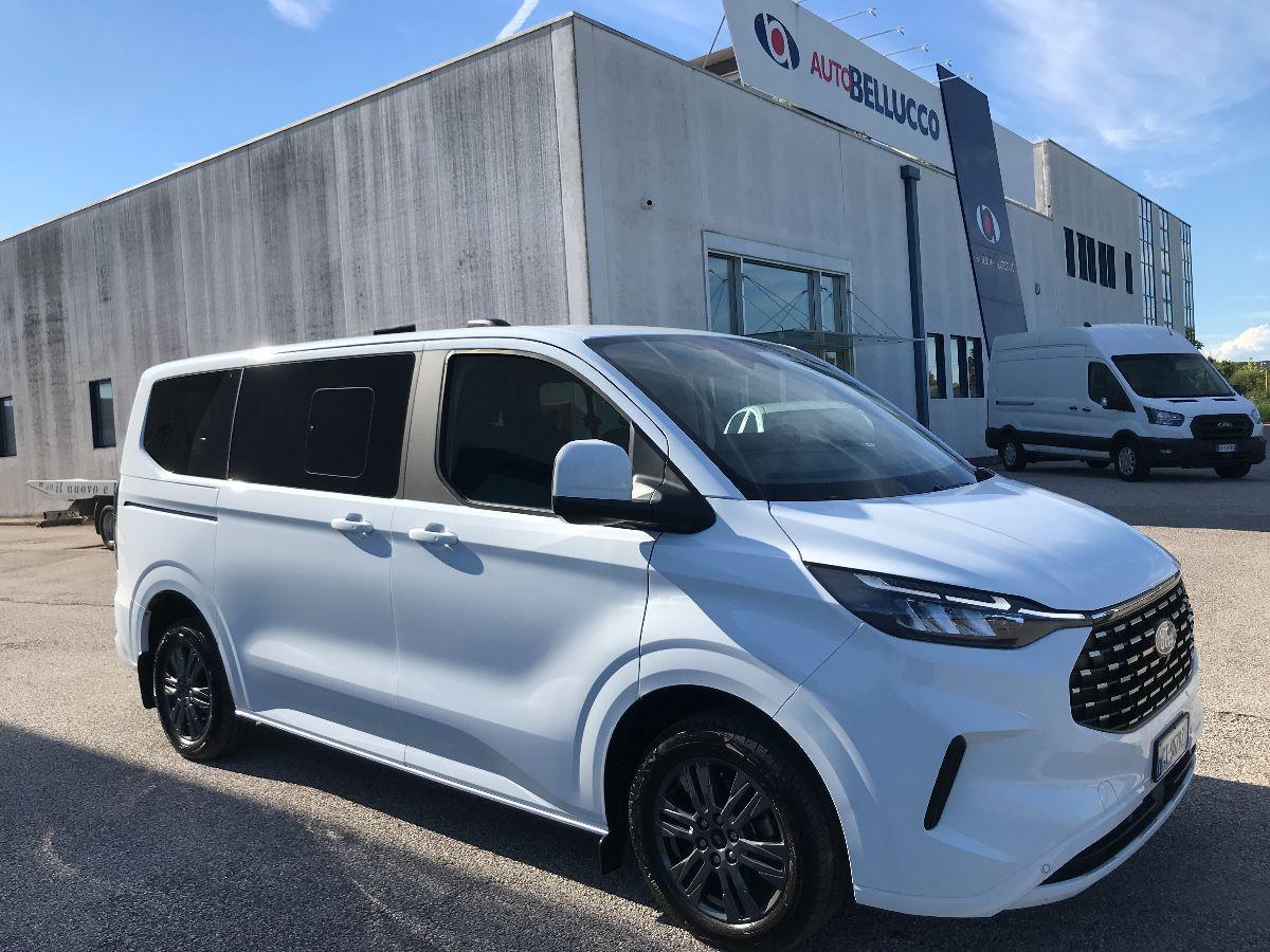 FORD Tourneo Custom TITANIUM L1H1 2.0 ECOBLUE 170CV AUTOMATICO 8 POSTI