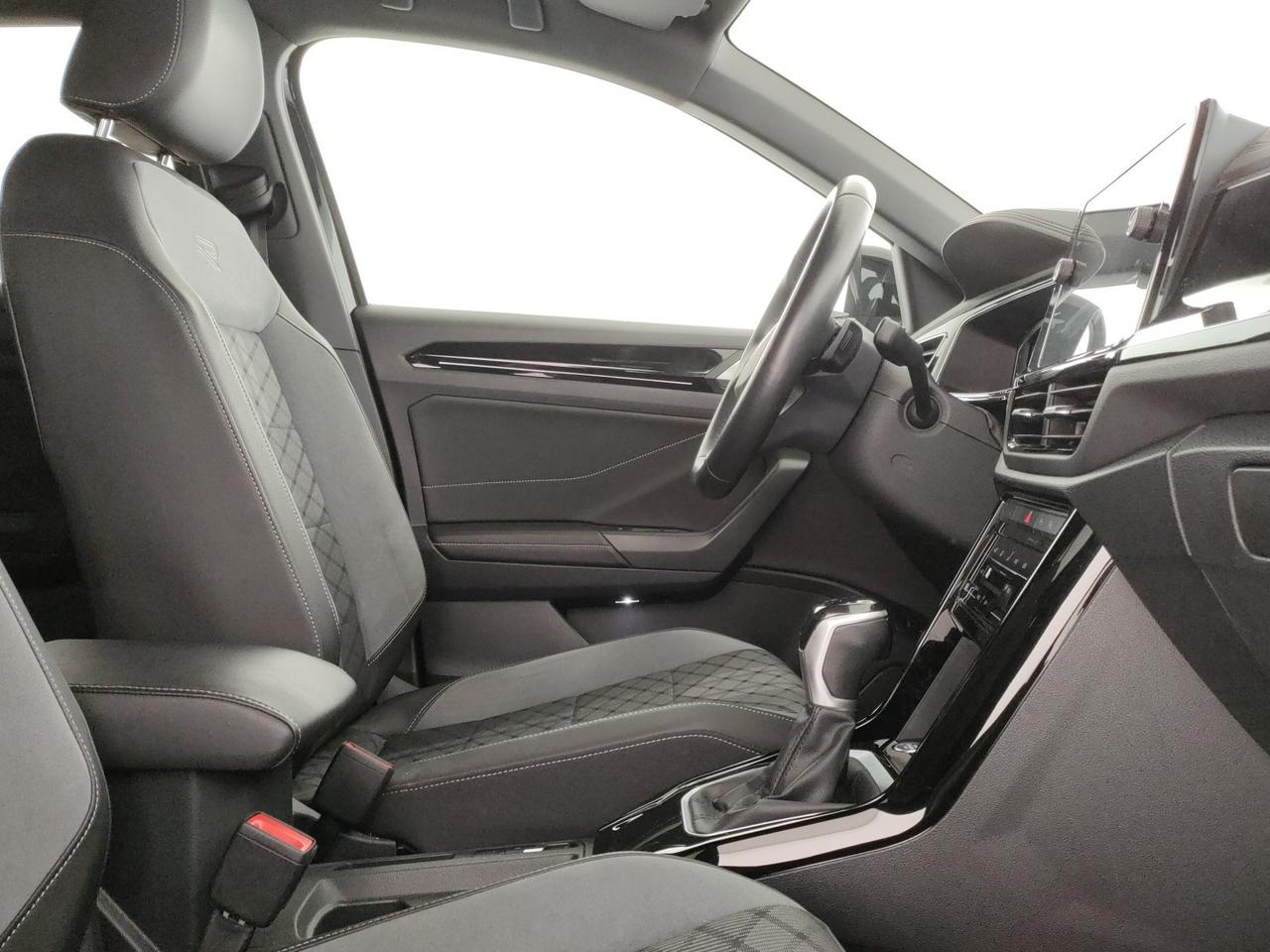 Volkswagen T-Roc 1.5 tsi r-line dsg