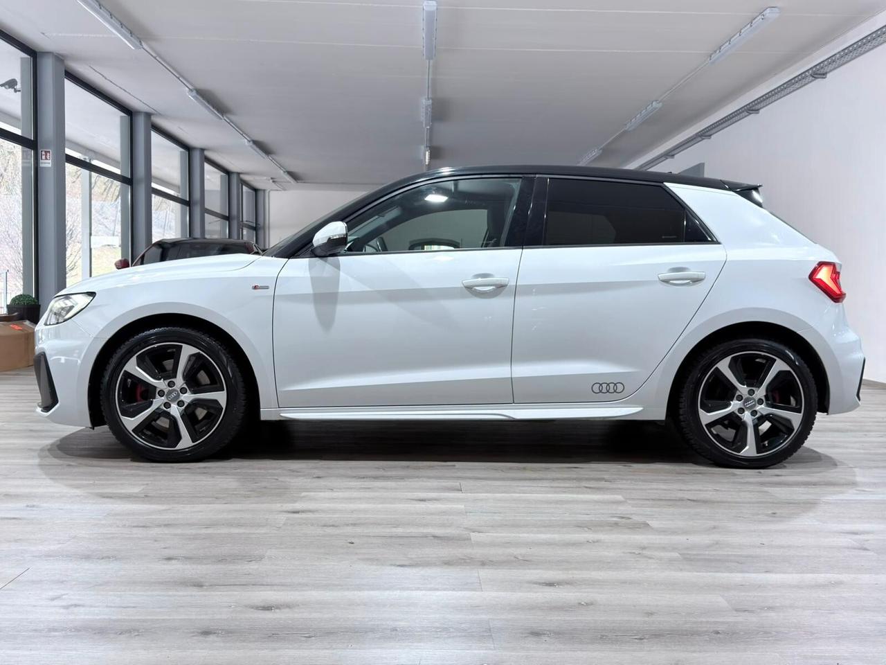 AUDI A1 SPB 40 2.0tfsi 200cv S-LINE S-TRONIC