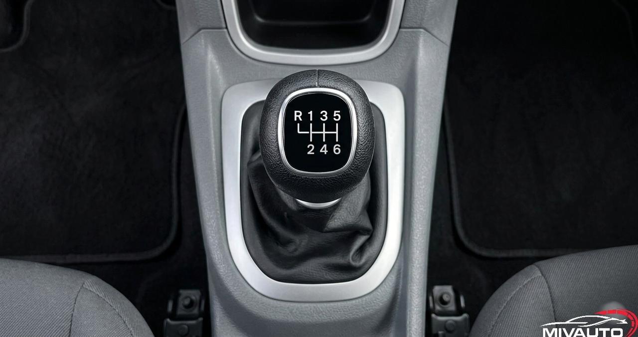 Kia Rio 1.4 CRDi 5p. Cool
