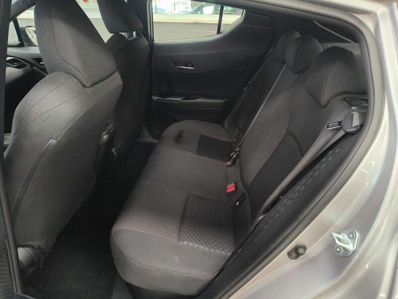 Toyota C-HR 1.8H (122CV) E-CVT