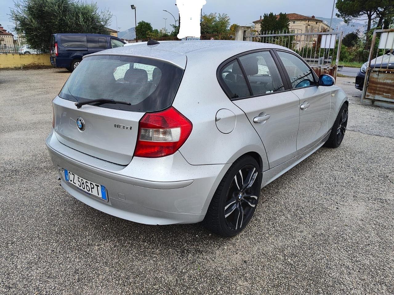 BMW SERIE 1 118D 5P Attiva