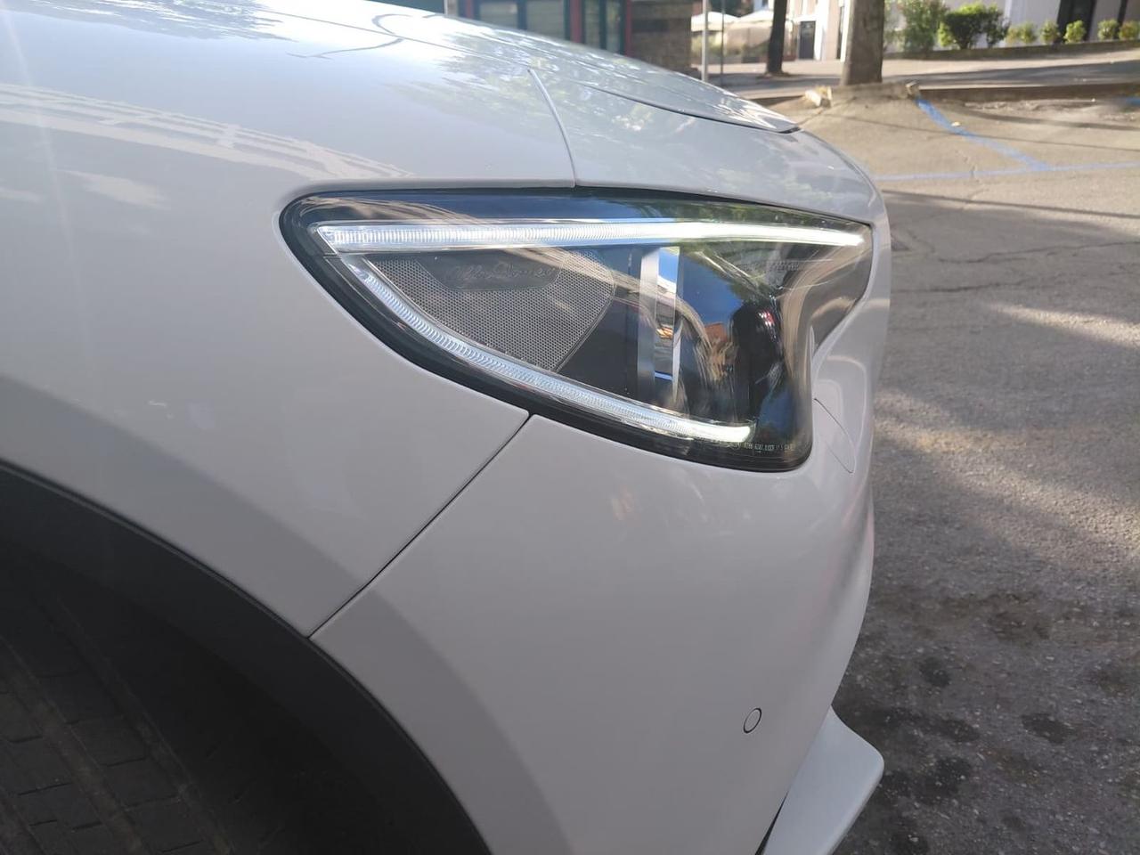 Alfa Romeo Stelvio Executive 2.2 #11109