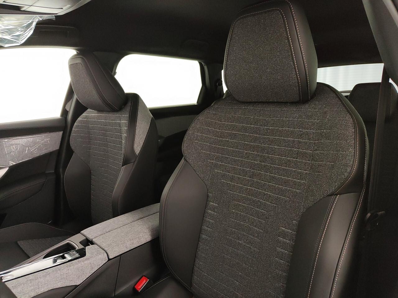 Peugeot 5008 Hybrid 145 e-DCS6 Allure