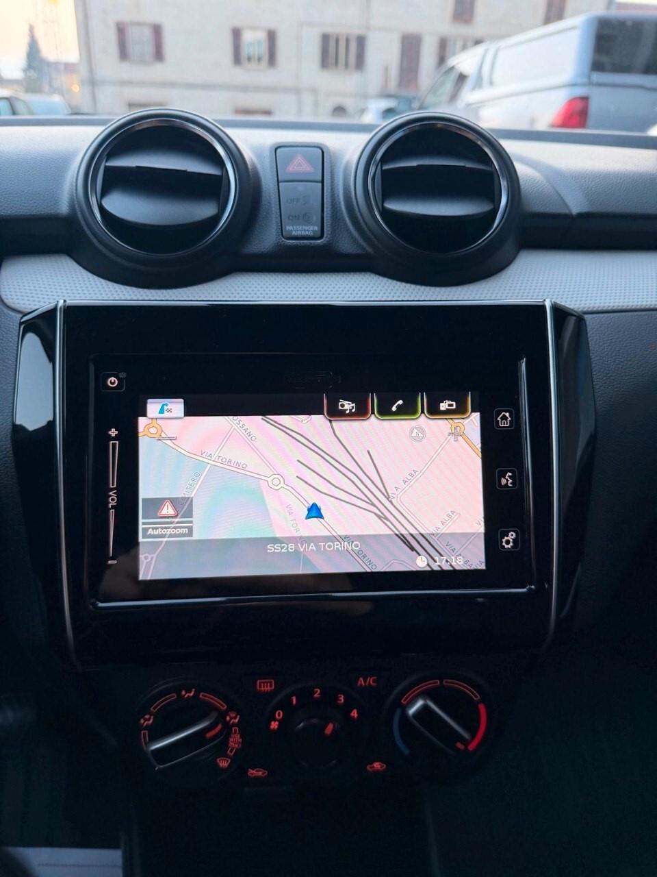 Suzuki Swift 1.2 Hybrid 4WD AllGrip Top