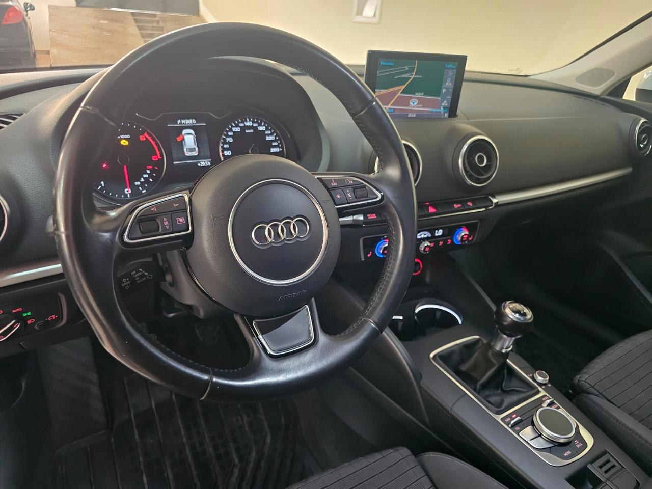 Audi A3 2.0 TDI 150 CV clean diesel Ambition