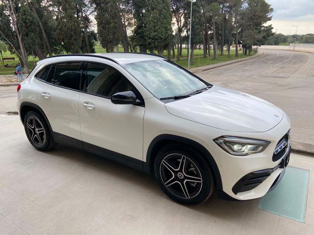 MERCEDES-BENZ GLA 200 d Automatic Premium Amg PACK NIGHT