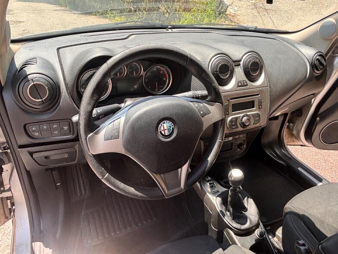 Alfa Romeo MiTo 1.3 JTDm-2 95 CV S&S Distinctive addetta per neopatentati