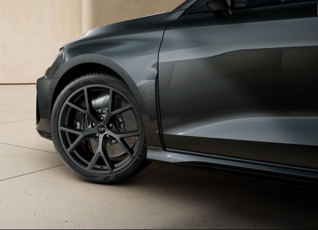 AUDI RS3 SPB TFSI 333 CV quattro S tronic