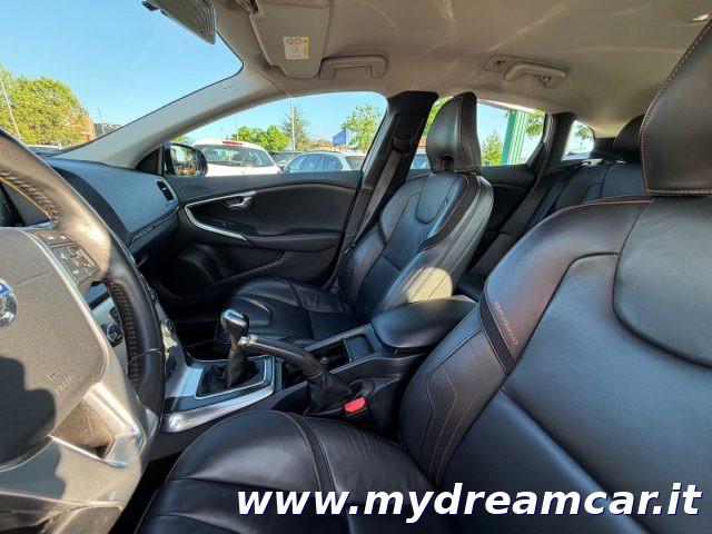 VOLVO V40 Cross Country D2 1.6 Volvo Ocean Race