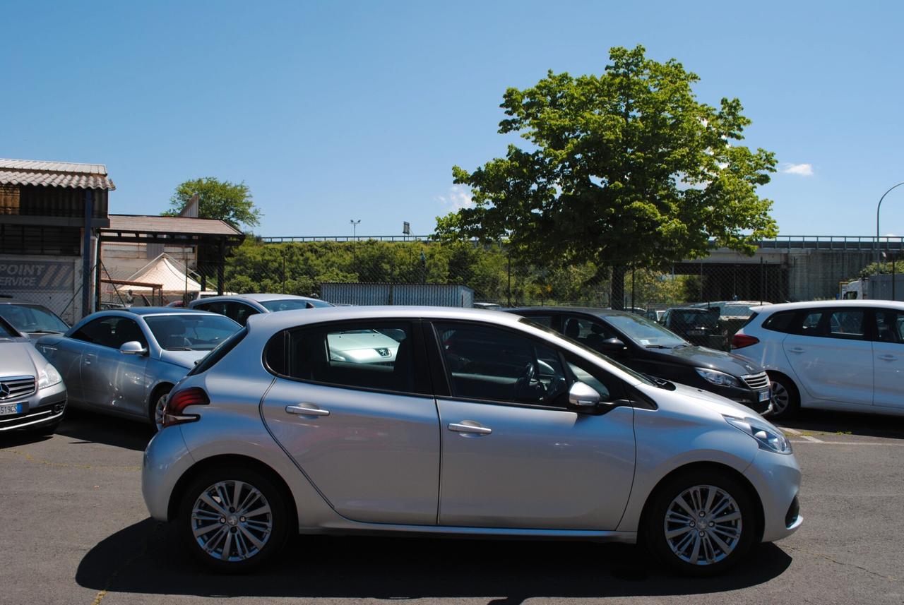 PEUGEOT 208 1.6 HDI 75 CV OK NEOPATENTATI