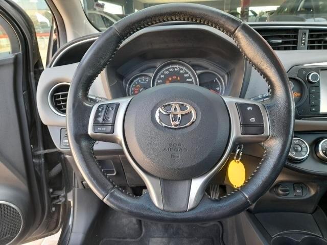 Toyota Yaris 1.0 5 porte Active