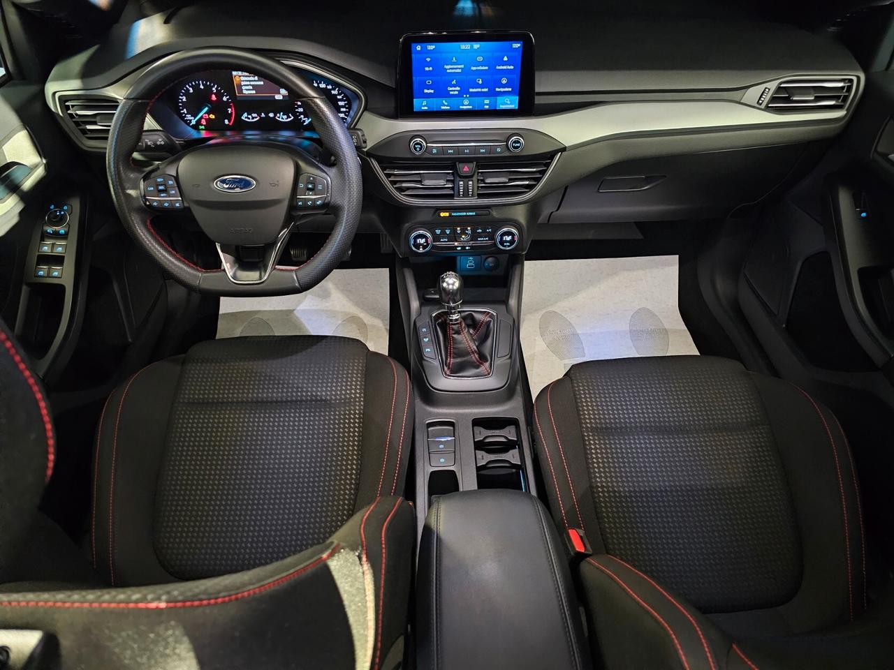 Ford Focus 1.0 EcoBoost Hybrid 125 CV 5p. ST-Line