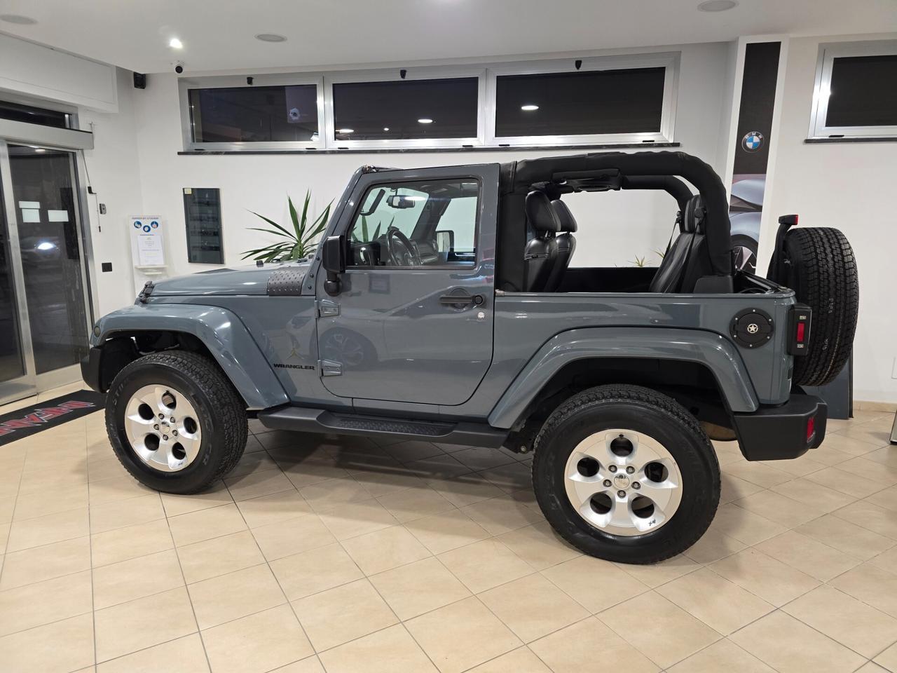 Jeep Wrangler 2.8 CRD DPF Sahara Auto